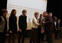 Nagrody Gminy Czempiń dla najlepszych uczniów (photo)