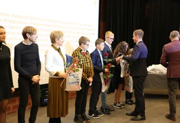 Nagrody Gminy Czempiń dla najlepszych uczniów (photo)