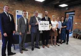 UMOWA NA WZBOGACENIE GMINY CZEMPIŃ O INFRASTRUKTURĘ TURYSTYCZNO-REKREACYJNĄ PODPISANA! (photo)