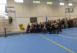  (photo)