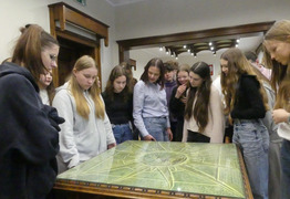  (photo)