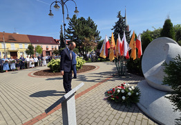 Złożenie kwiatów (photo)